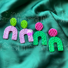 Load image into Gallery viewer, Calvacade